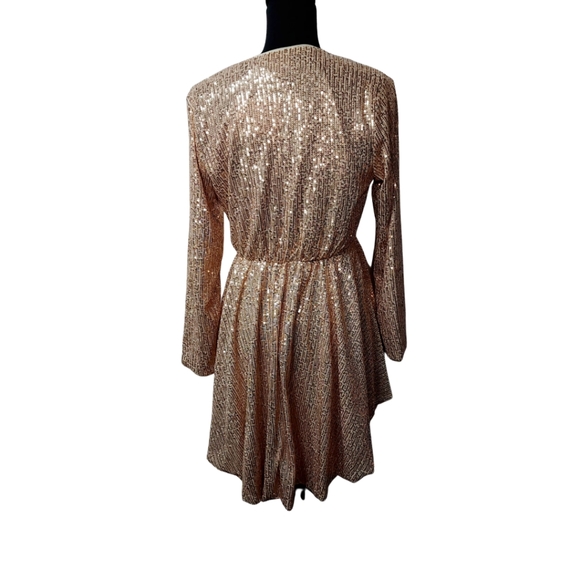 NWT Collective The Label Exclusive wrap sequin mini dress in rose gold sz 6p - Picture 5 of 13